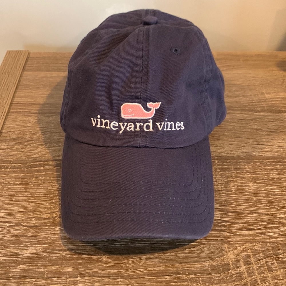 Vineyard vines hat
